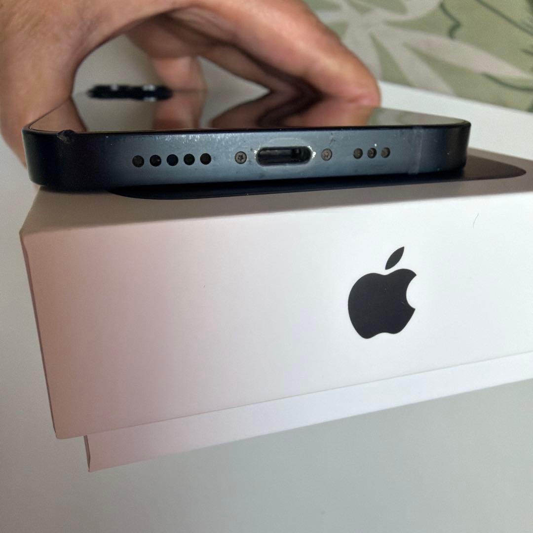 Apple iPhone 13 本体　158G ミッドナイトsimフリー