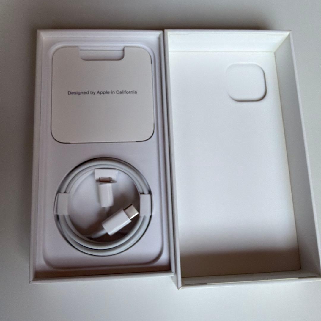 Apple iPhone 13 本体　158G ミッドナイトsimフリー