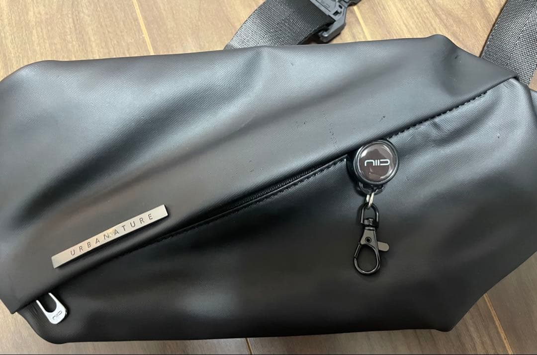 NIID URBANATURE ボディバッグ レザー