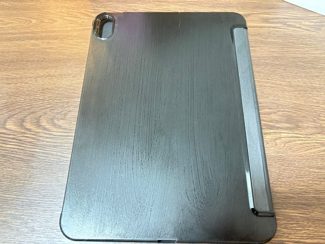 美品iPadA16シルバー128GBフィルムケース付き