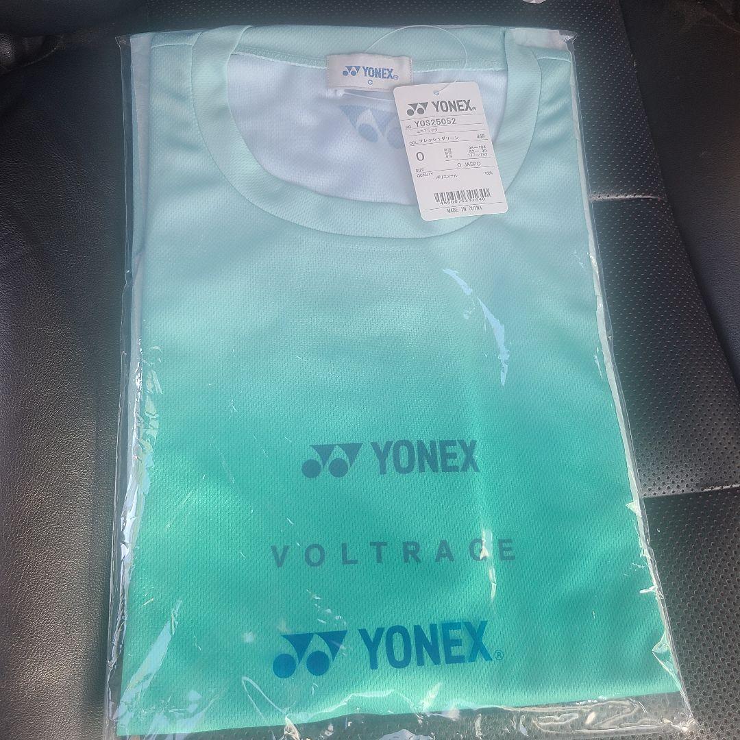 YONEXの新型ラケット、ボルトレイジ02の促販TシャツサイズOです。