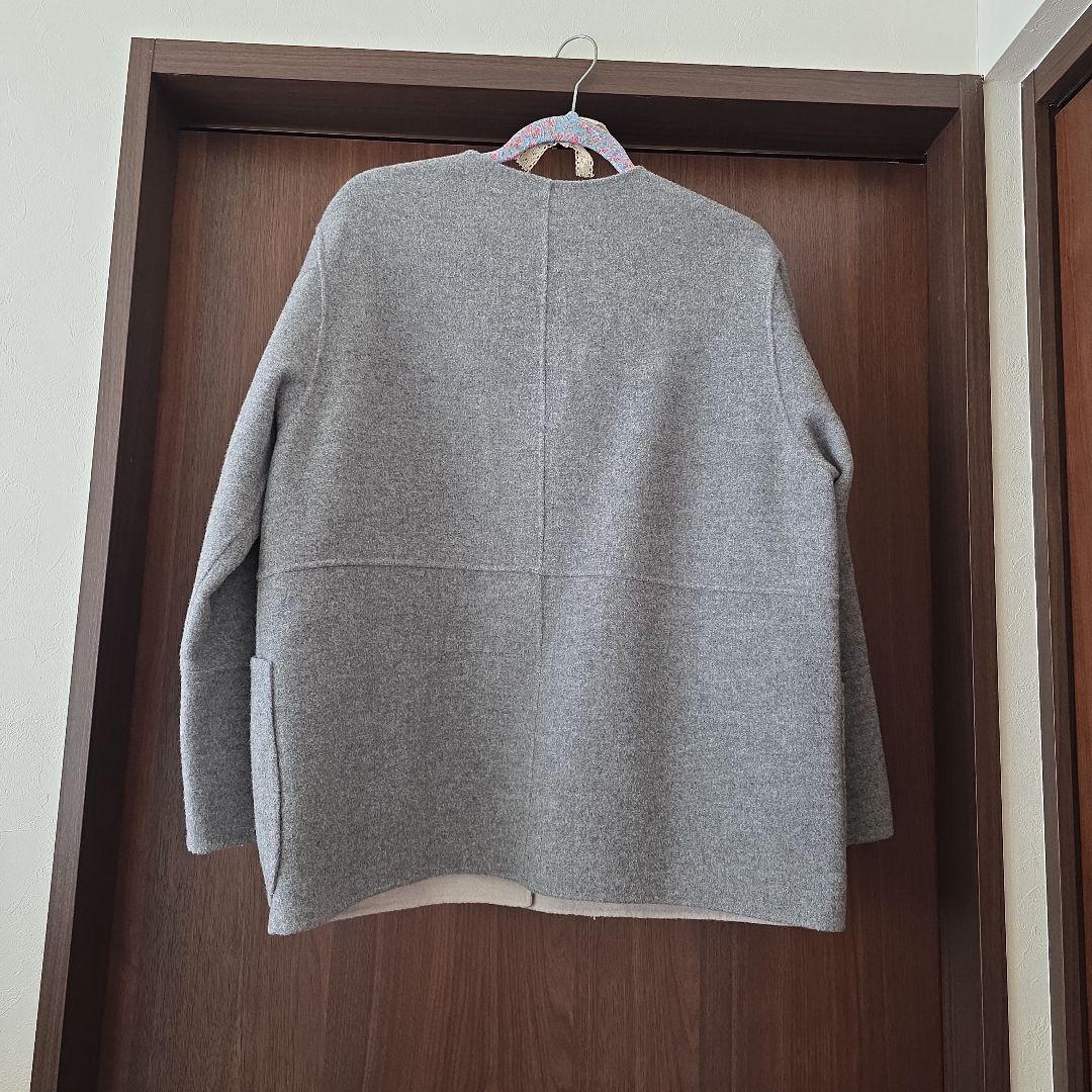 ☆ドゥクラッセ　カシミヤ混ウールリバー・2WAYノーカラー　グレー☆