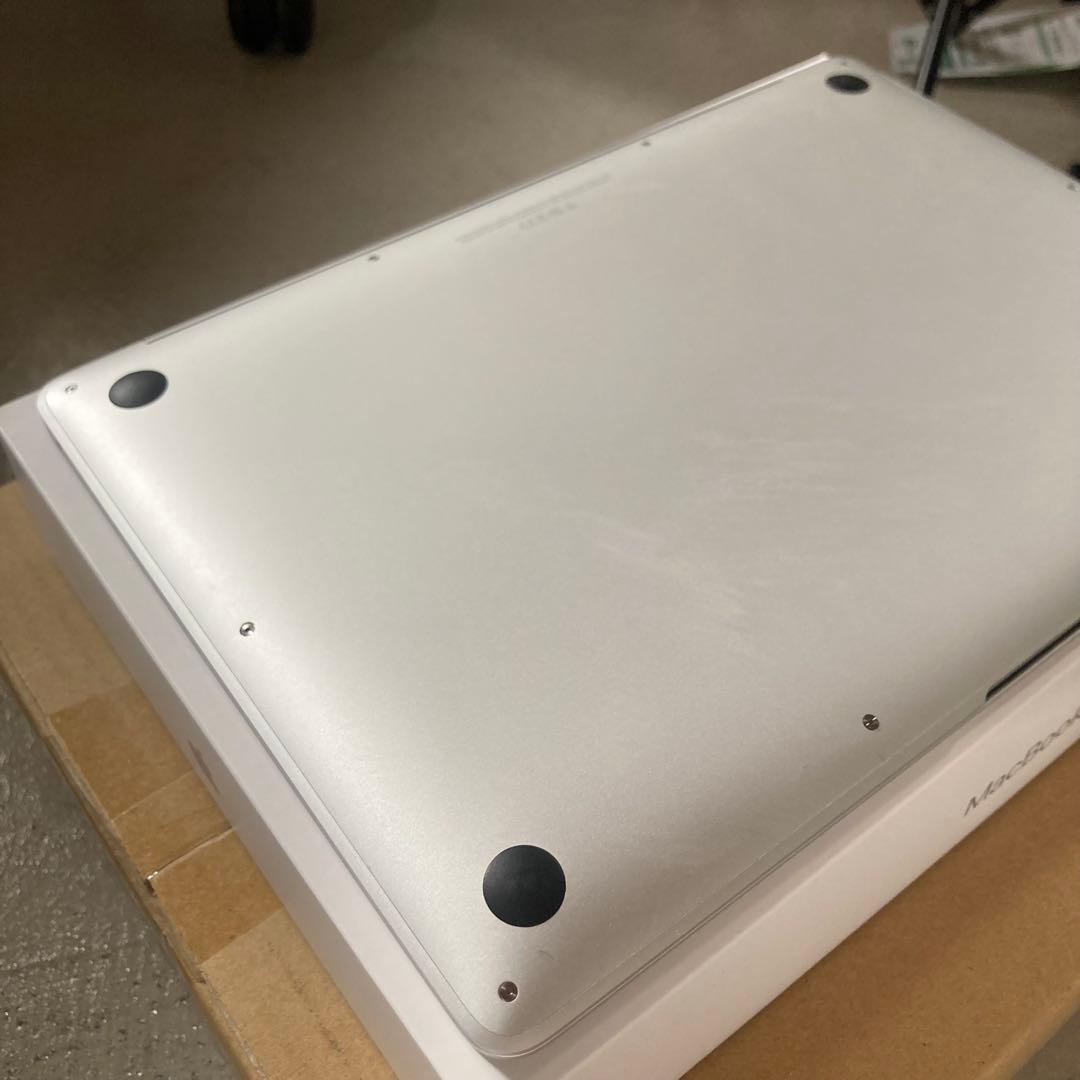 MacBook Air M1 2020 8GB 256GB 美品 おまけ付き