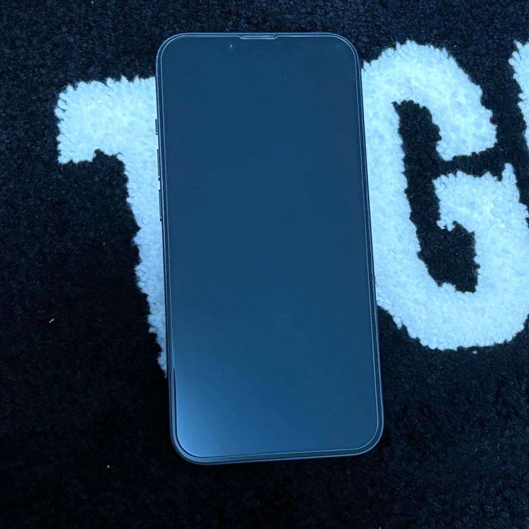 iPhone13 本体256