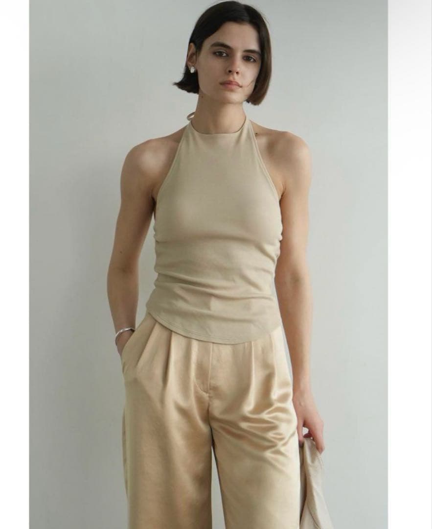 CLANE ホルターネックカップイン　ベージュ　サイズ1