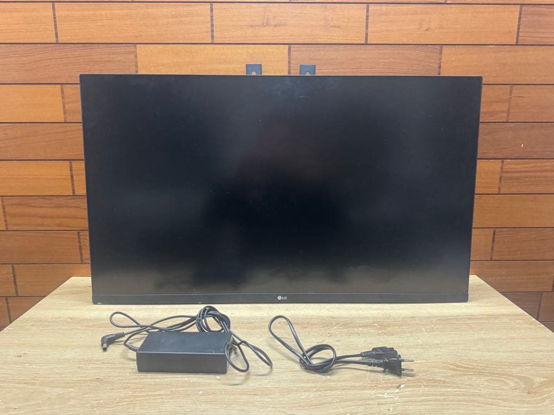 LG モニター 31.5インチ 32UN550-W