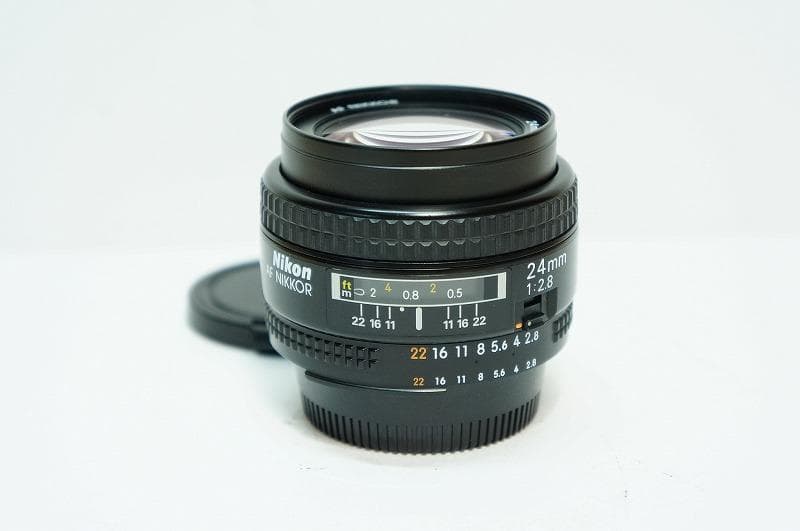 【明るい広角レンズ/美しいボケ】 Nikon AF 24mm F2.8