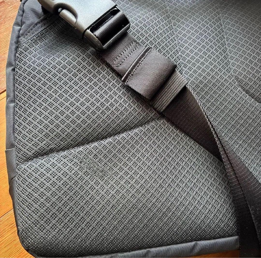 Aer Sling Bag ブラックXPac 美品　価格交渉歓迎！