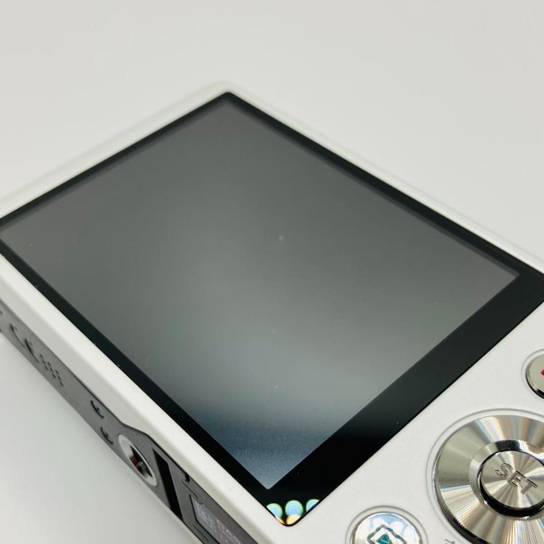 【極美品】CASIO EXILIM EX-ZR400-WE ホワイト カシオ