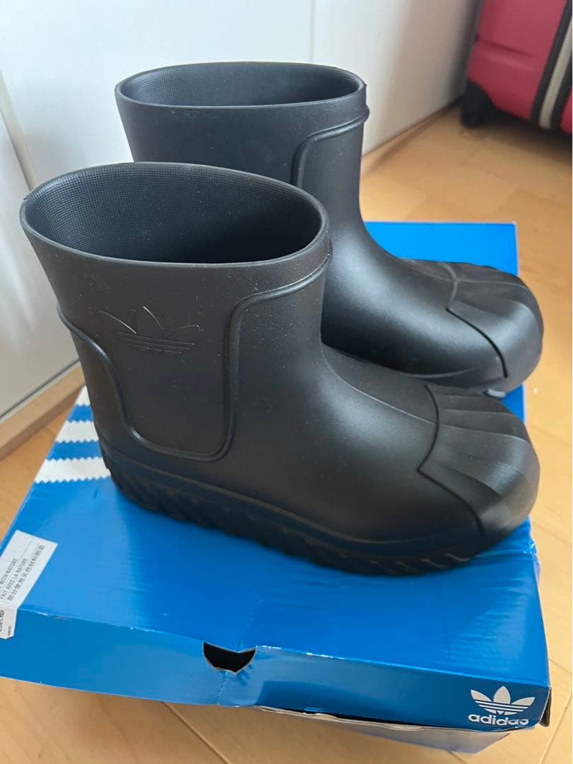 試着のみadidas アディフォーム