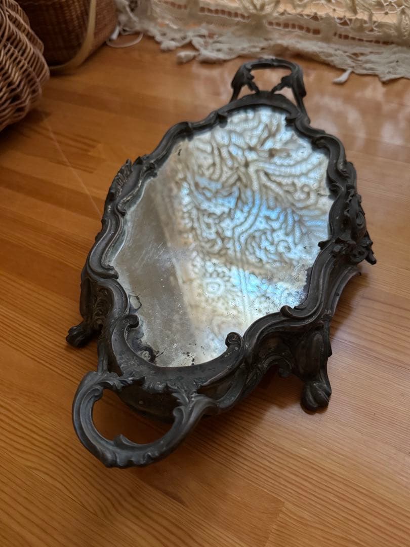 アンティーク ジャルディニエールとミラートレイのセット