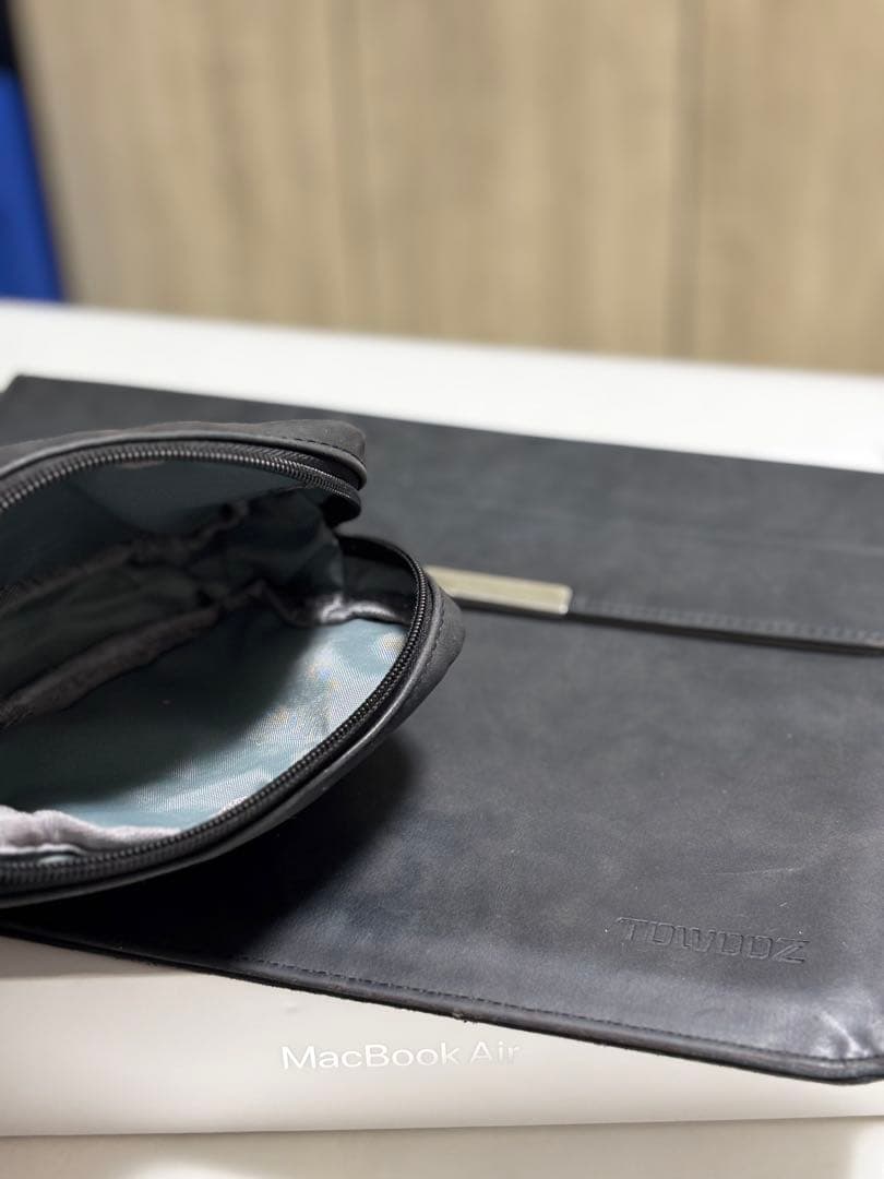 Apple MacBook Air M1 SSD:256GB メモリ:8GB