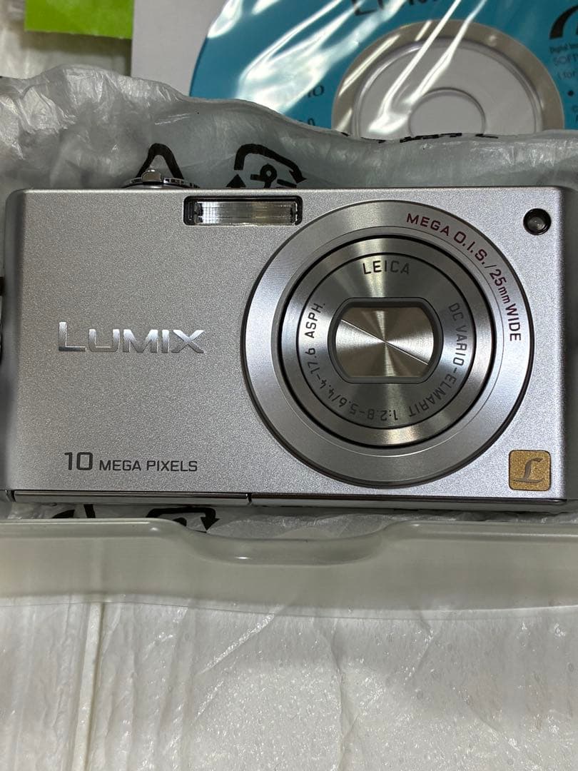 ほぼ未使用品、Panasonic LUMIX DMC- FX35 ゴールド