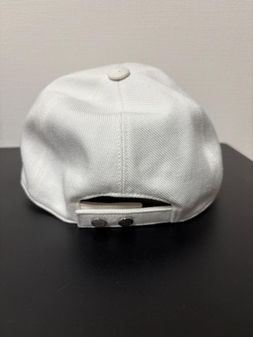 CHANEL ホワイト ベースボールキャップ