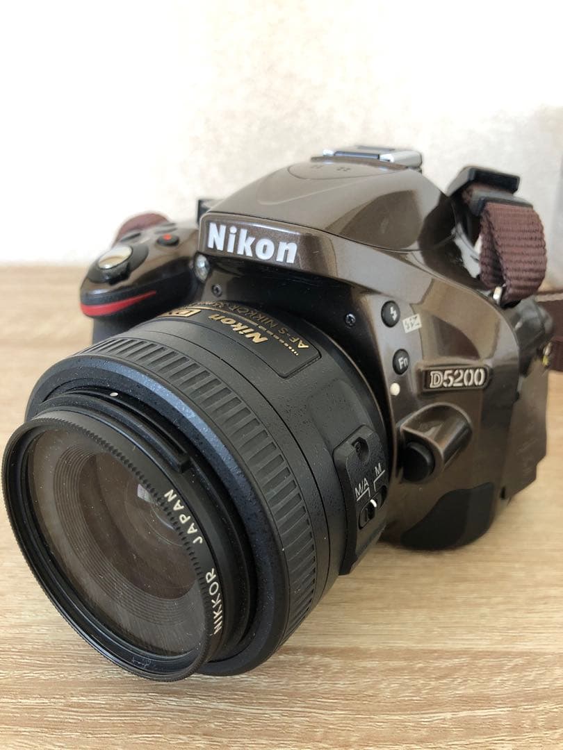 Nikon D5200 デジタル一眼レフカメラレンズ3本付き