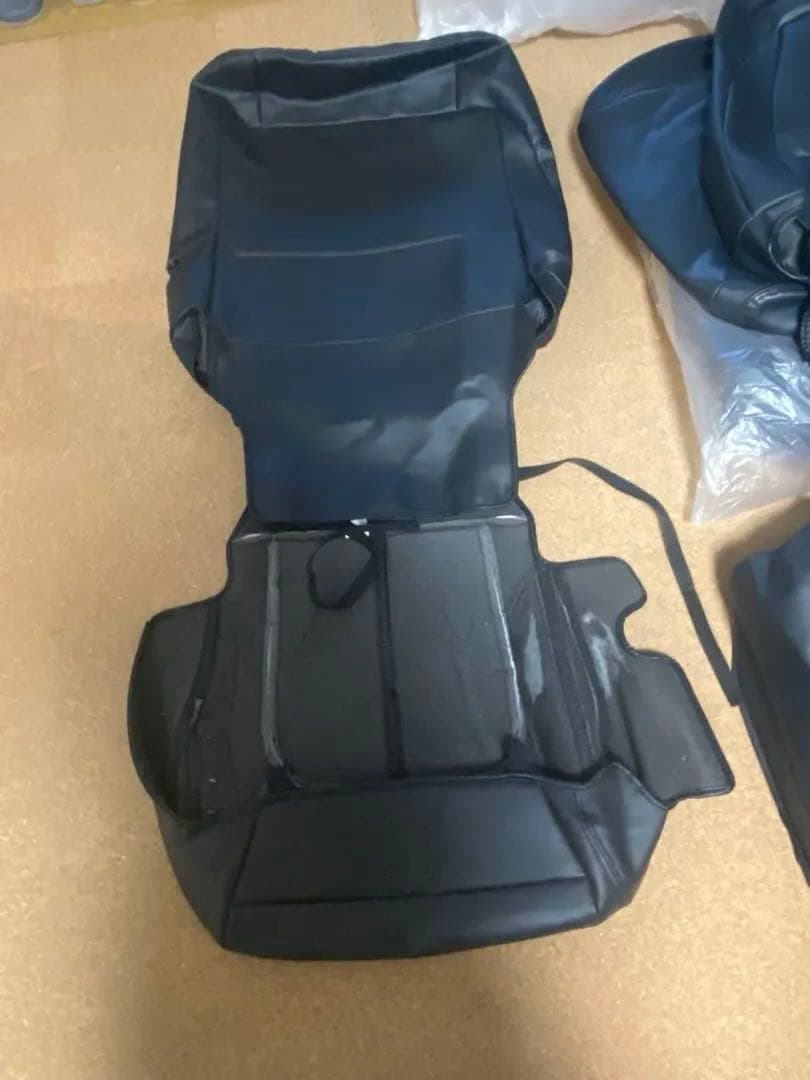 合皮シートカバー黒　アル＆ヴェルファイア20７人乗り用　ジャンク