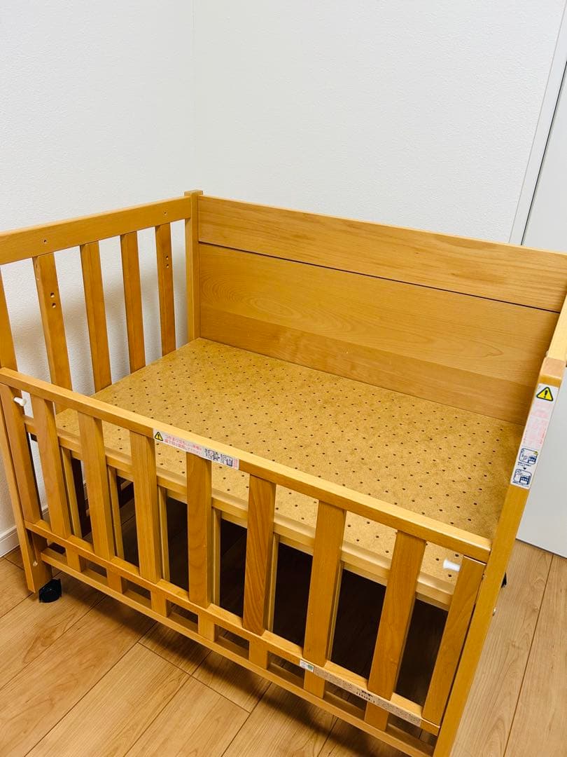 5Wayタイプのミニベビーベッド＆デスク♪ マットレスもセットです♡