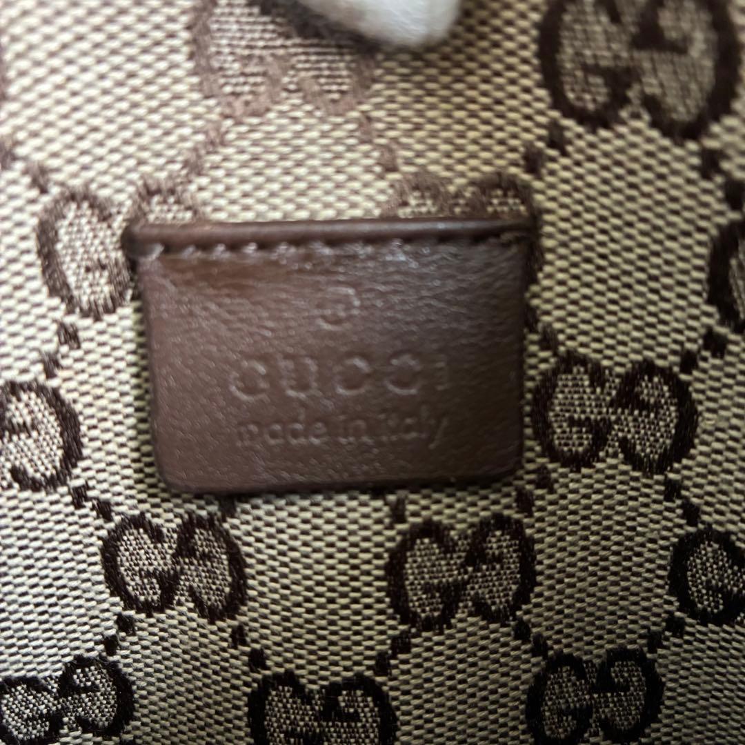 極美品　120 GUCCI グッチ　ボディバッグ　GG柄 kpg8