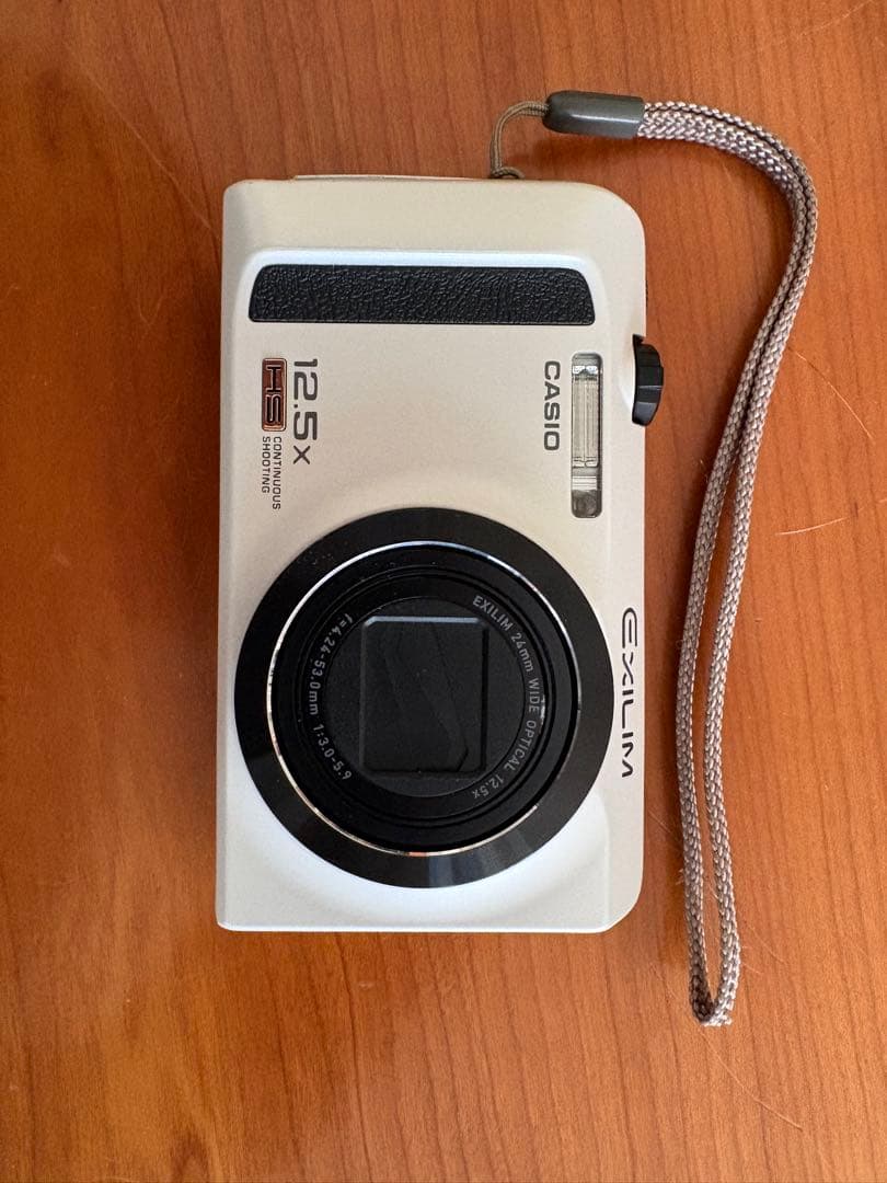 s*a様 CASIO EX-ZR300 コンパクトデジタルカメラ