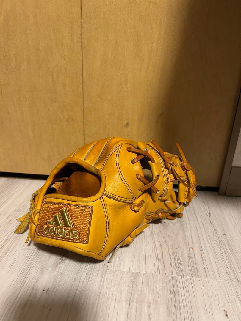 軟式用グローブ✨アディダスプロフェッショナル✨BID48✨内野