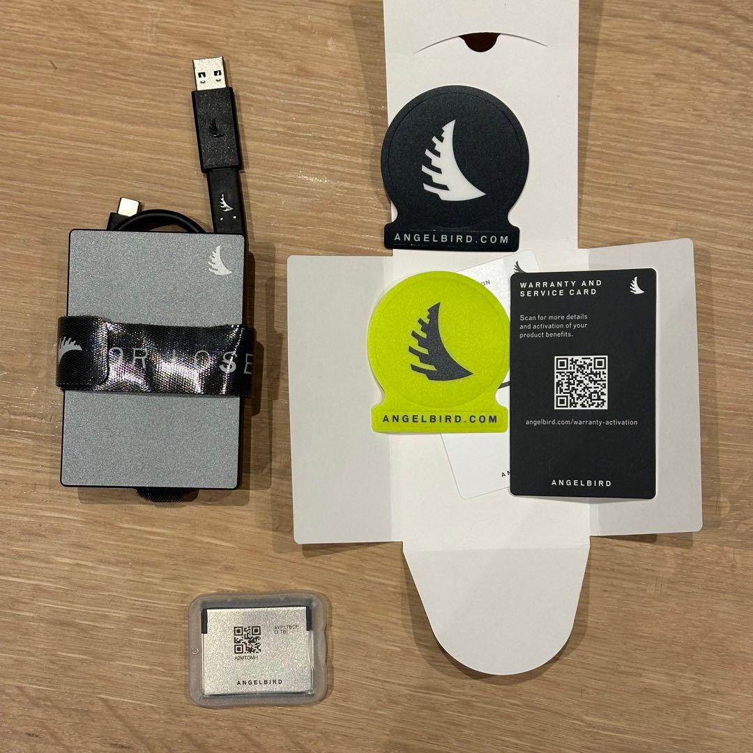 Angelbird AV PRO 1TB CFast + リーダー