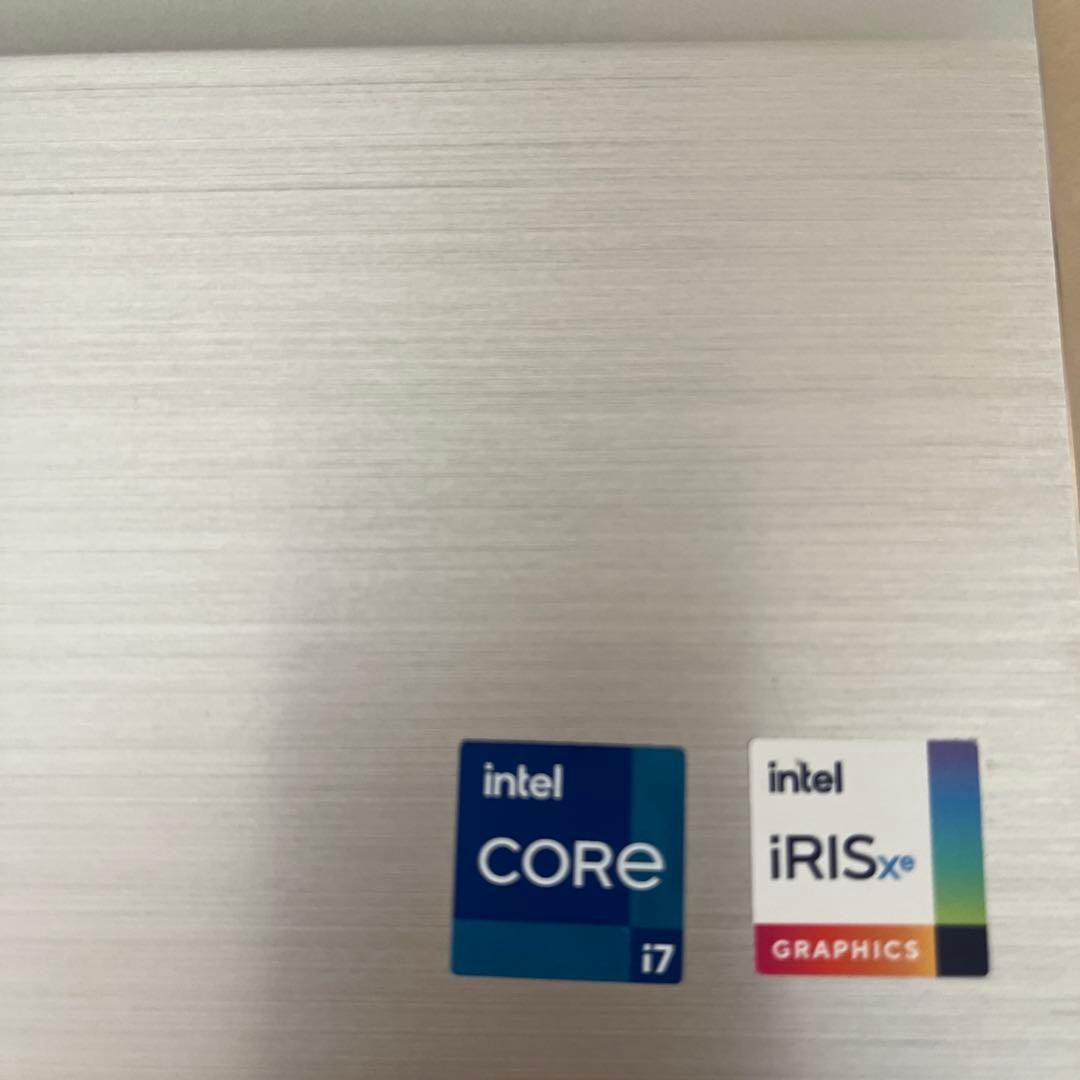 【富士通】FMV LIFEBOOK NH90/H1 FMVN90H1G