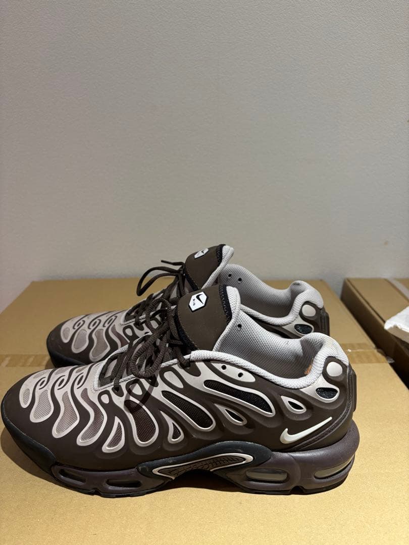 NIKE Air Max Plus エアマックスプラス TN スニーカー