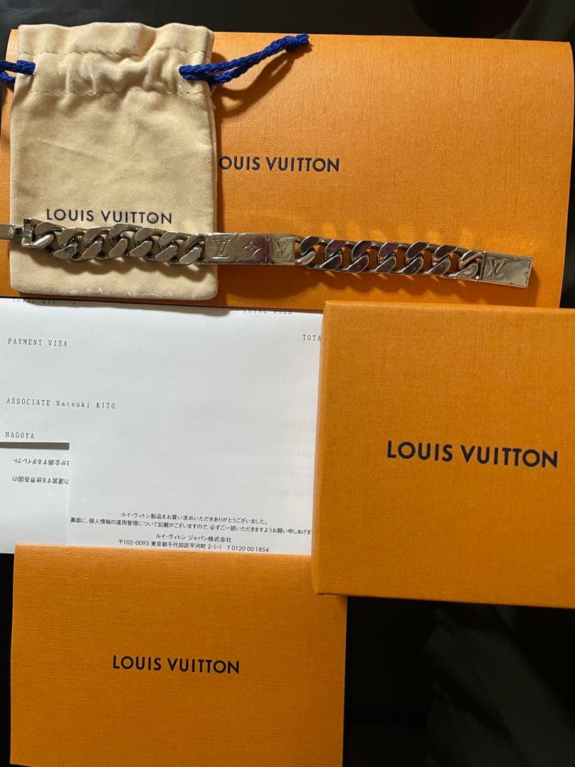 LOUIS VUITTON チェーンブレスレット