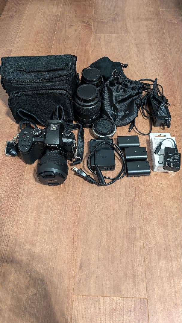 LUMIX GH5 ミラーレスカメラ 本体と付属品