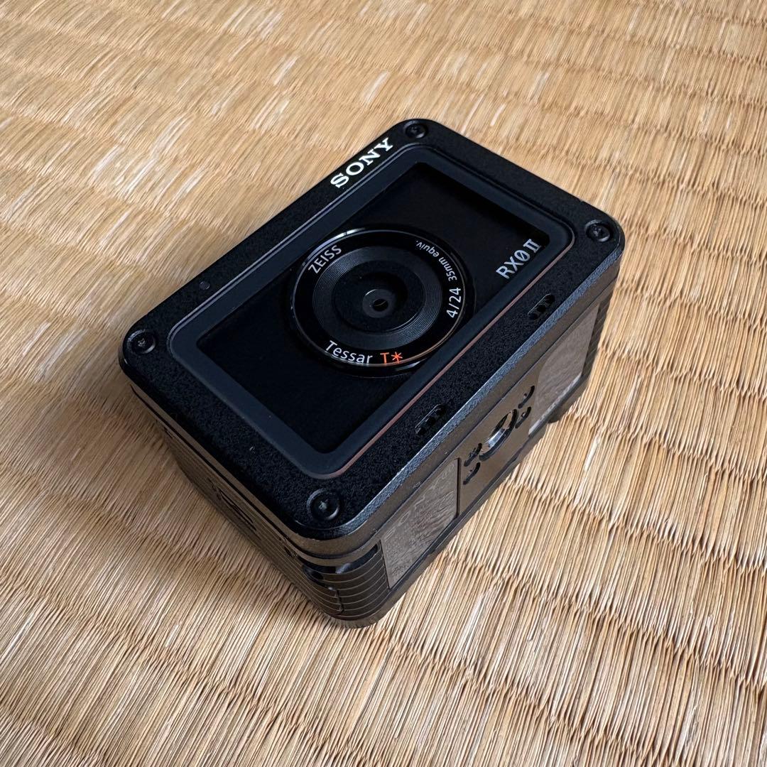 デジタルカメラ SONY RX0 II