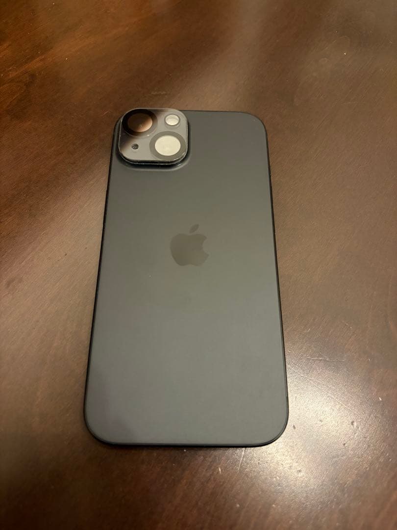 Apple iPhone 15 ブラック 本体　両面ガラスフィルム付き