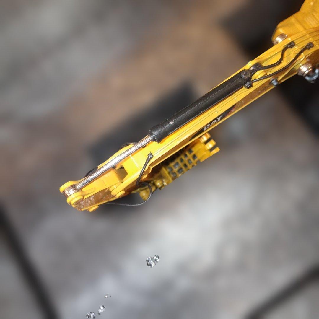 キャタピラー建機　CAT 320F L スケルトンバケット1/50