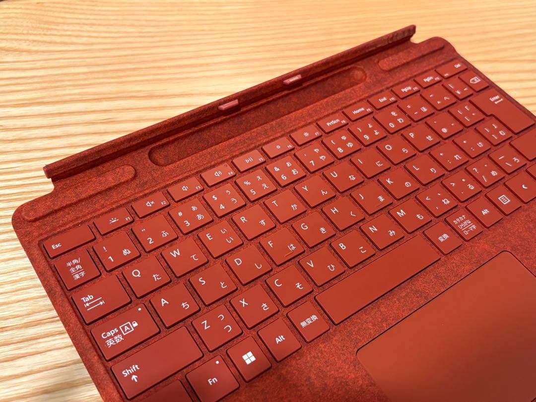 surface pro8 8GB 256 13インチ　純正キーボード　赤