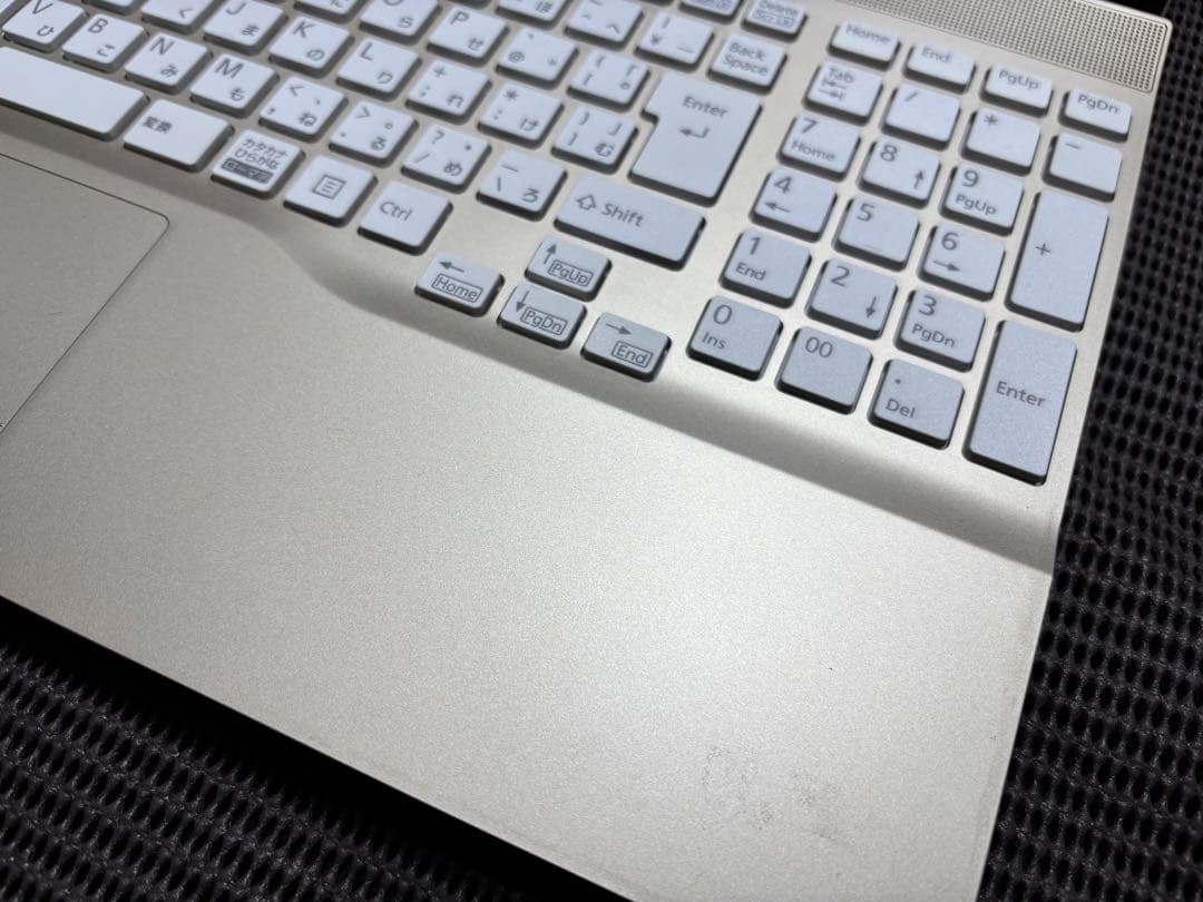 【SSD メモリー無し】LIFEBOOK AH45/D1