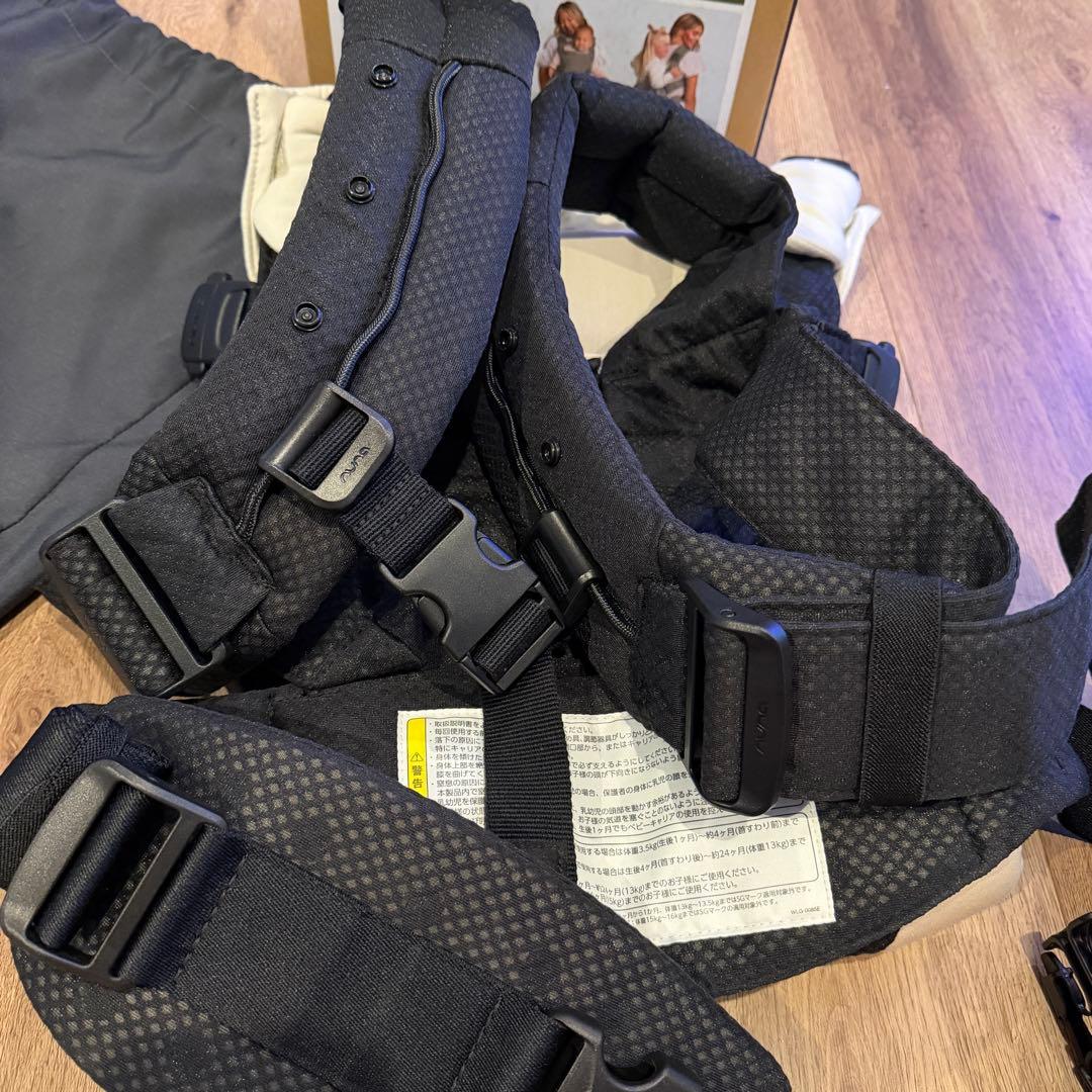 【美品】nuna ベビーキャリア CUDLクリック キャビア