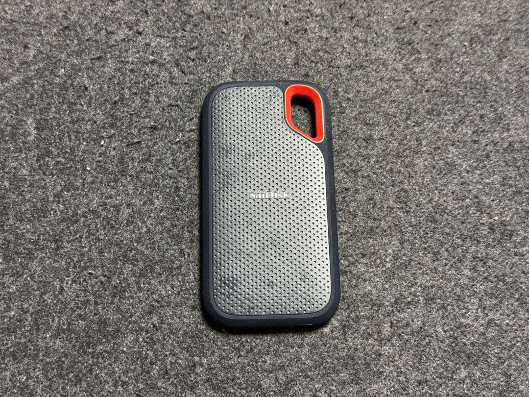 SanDisk 2TB 外付けSSD