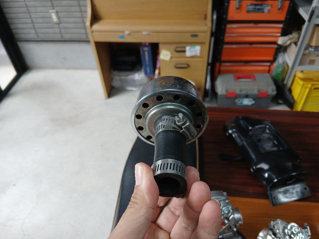 SR400　シート　マフラー　FCR まとめ売り