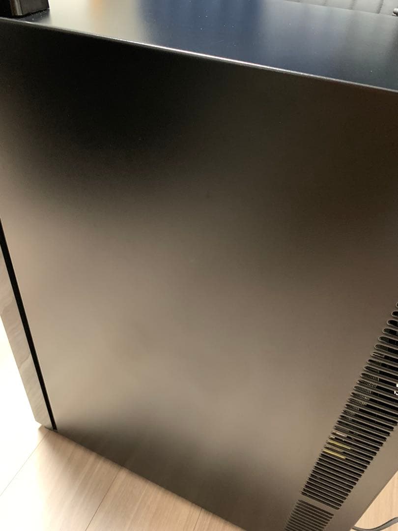 2023年製 アイリスオーヤマ ペルチェ式 ワインセラー IWC-P182A-B