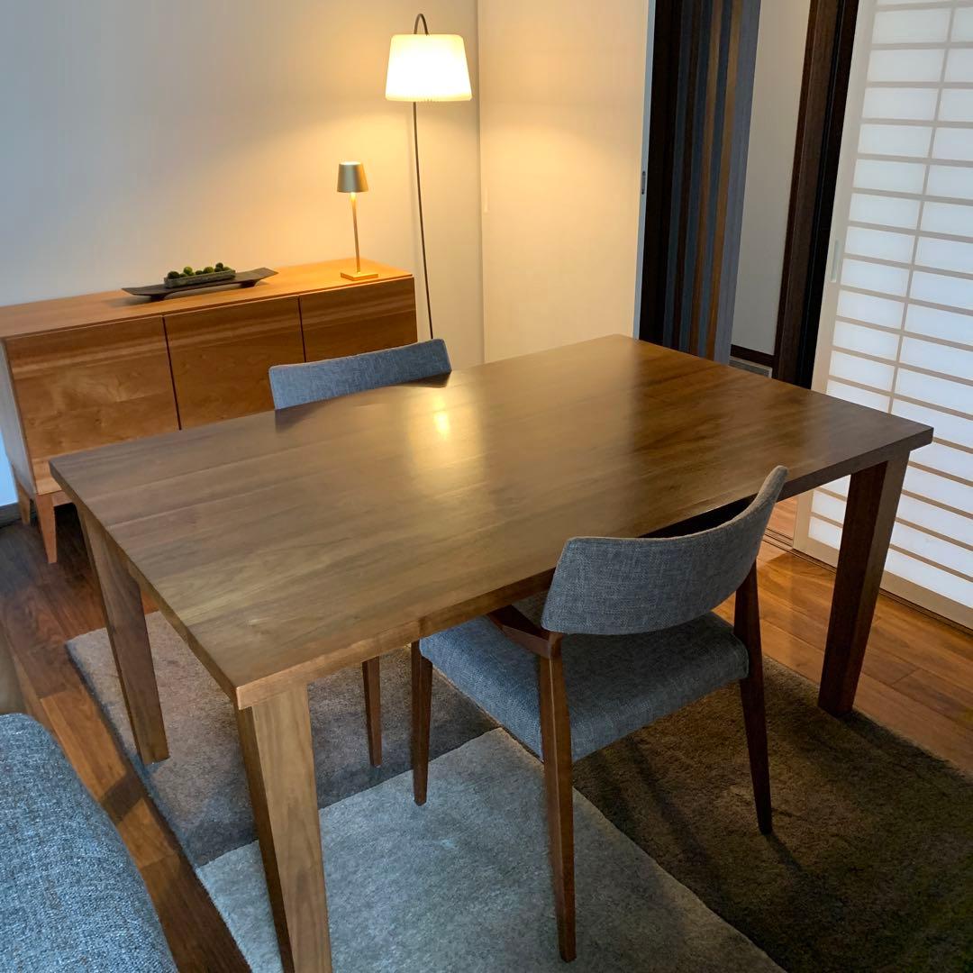 日進木工　Forms アームチェア　DDC-095　カバーリング　ウォールナット