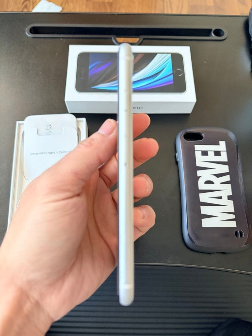 スマートフォン本体 Iphone SE 2020