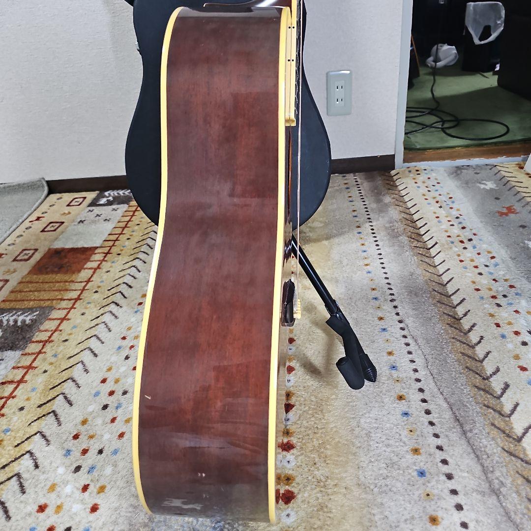 YAMAHA.LA-17トップ、バック単板! ハードケース付き