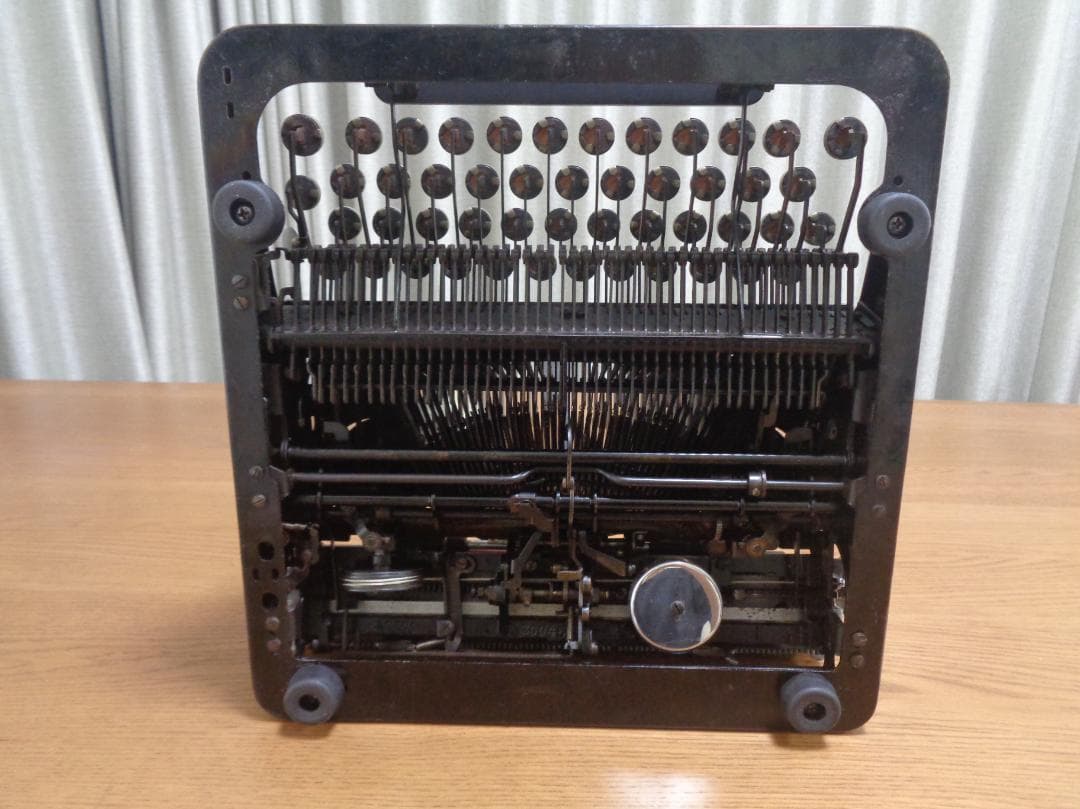 専用　実働品　Erika 5 エリカタイプライター QWERTYZ配列