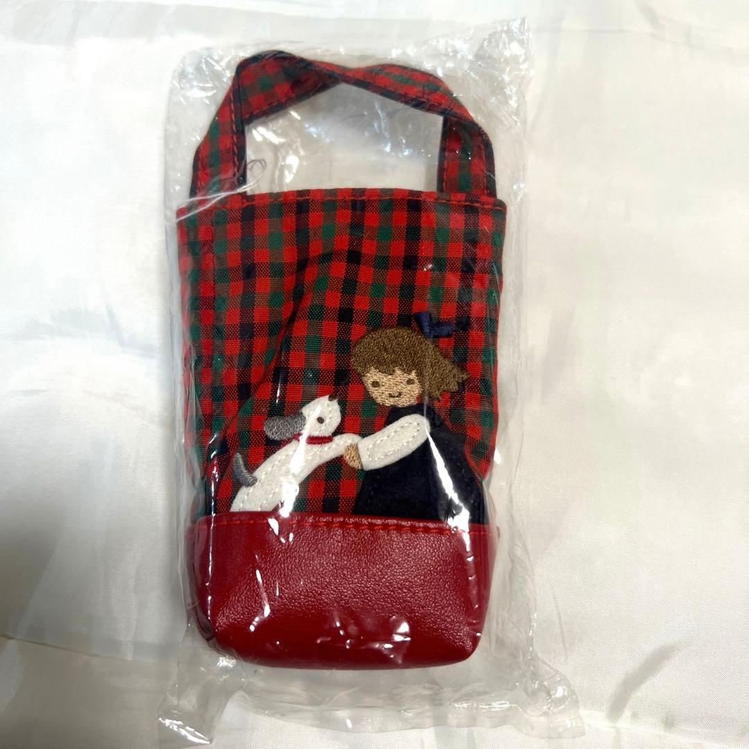 新品未使用　ファミリア　ジェルケース