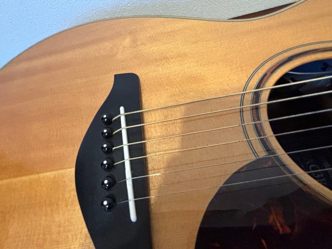 【美品】YAMAHA AC3R エレアコギター　チューナー機能付き