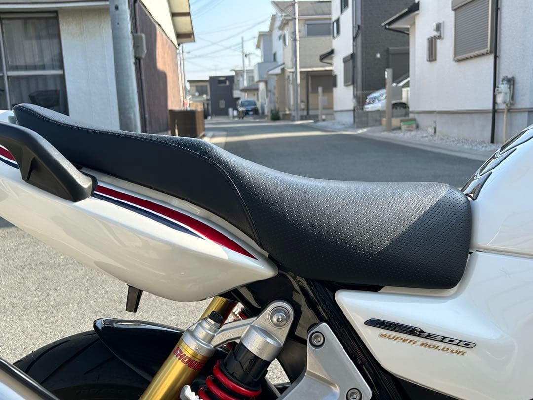 CB1300　SC54　ハイシート