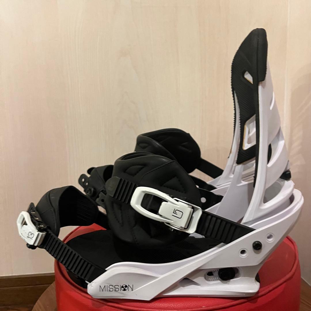 週末セール！BURTON MISSION re-flex Mサイズ