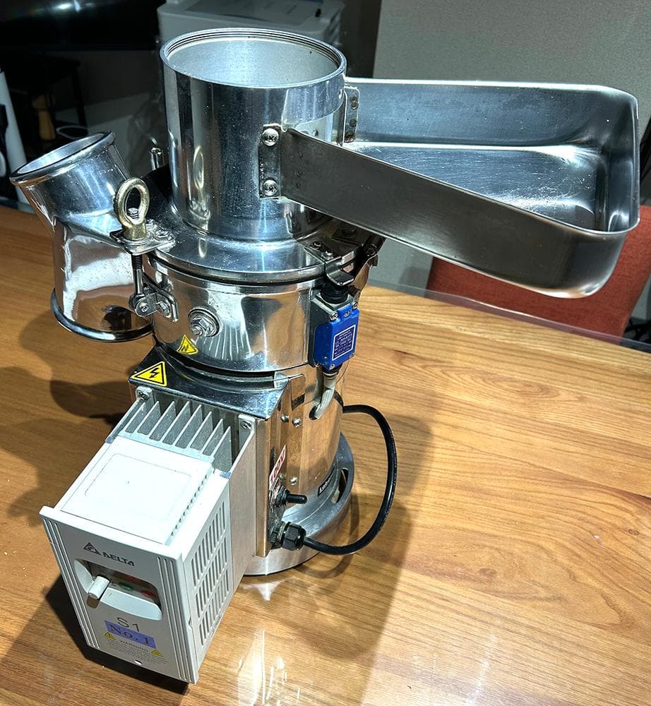 ラボネクト・ハンマーミル100v仕様（HM-100）