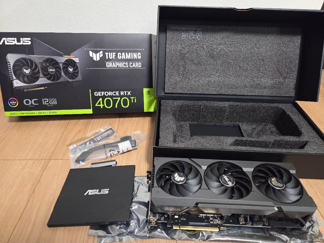 グラフィックボード・グラボ・ビデオカード ASUS TUF Gaming GeForceRTX4070Ti OC 12GB