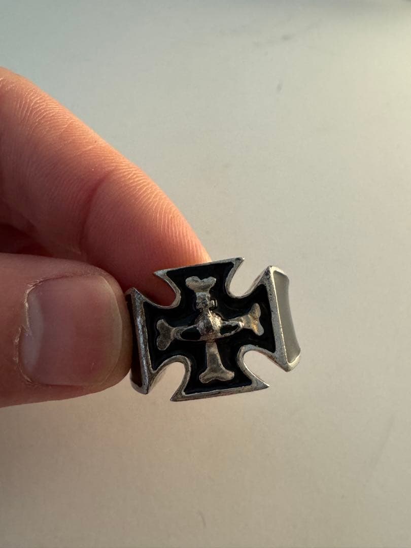 Vivienne Westwood クロスモチーフ リング