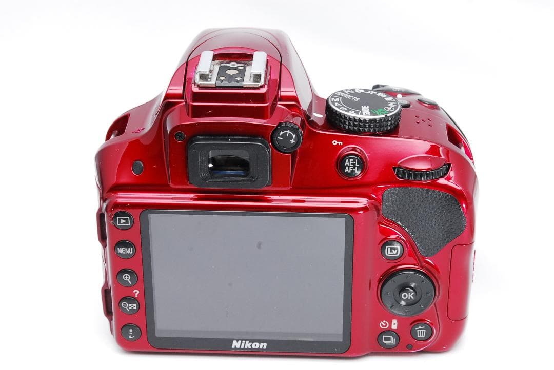 軽量&高画質 ♥ Nikon D3300 ♥希少なレッドカラー スマホ転送OK